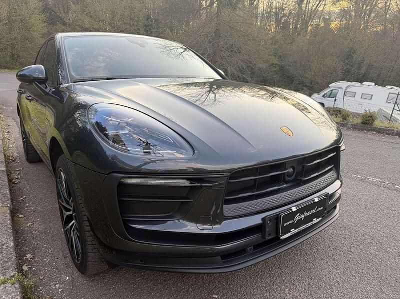 Usata Porsche Macan 265 CV (194 kW) 2022 Grigio SUV