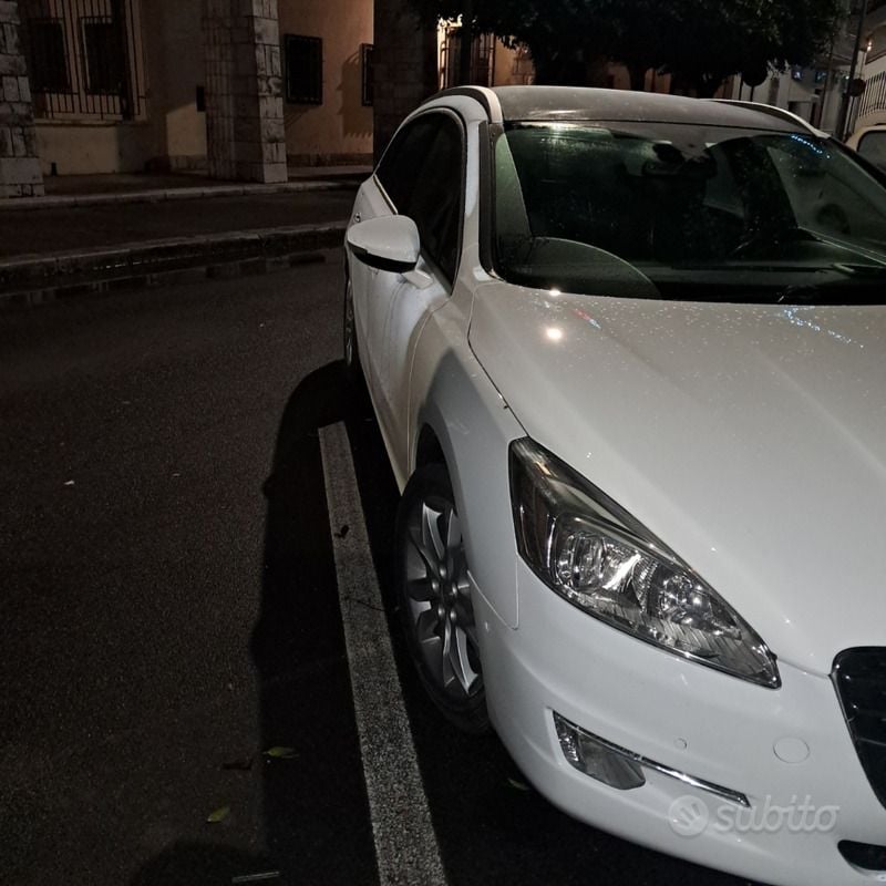 Usata 2013 Peugeot 508 Allure Station wagon | 5999 € (Buon prezzo) - Immagine 1/4