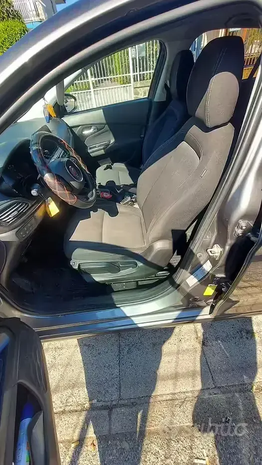 Usata Fiat Tipo S 120 CV (88 kW) 2018 Grigio Berlina