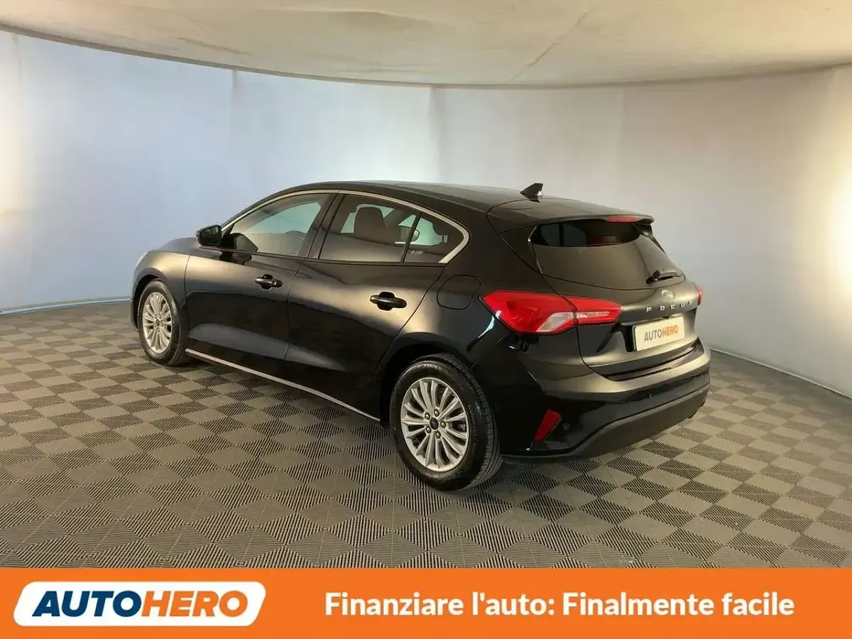 Usata Ford Focus Titanium 120 CV (88 kW) 2019 Nero Berlina