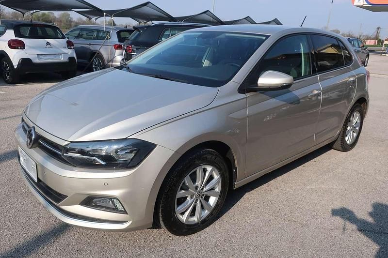 Usata VW Polo Highline 95 CV (69 kW) 2019 Grigio Utilitaria