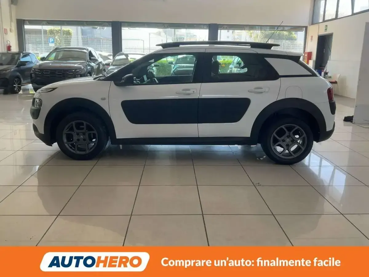 Usata Citroën C4 Feel 99 CV (72 kW) 2017 Bianco SUV