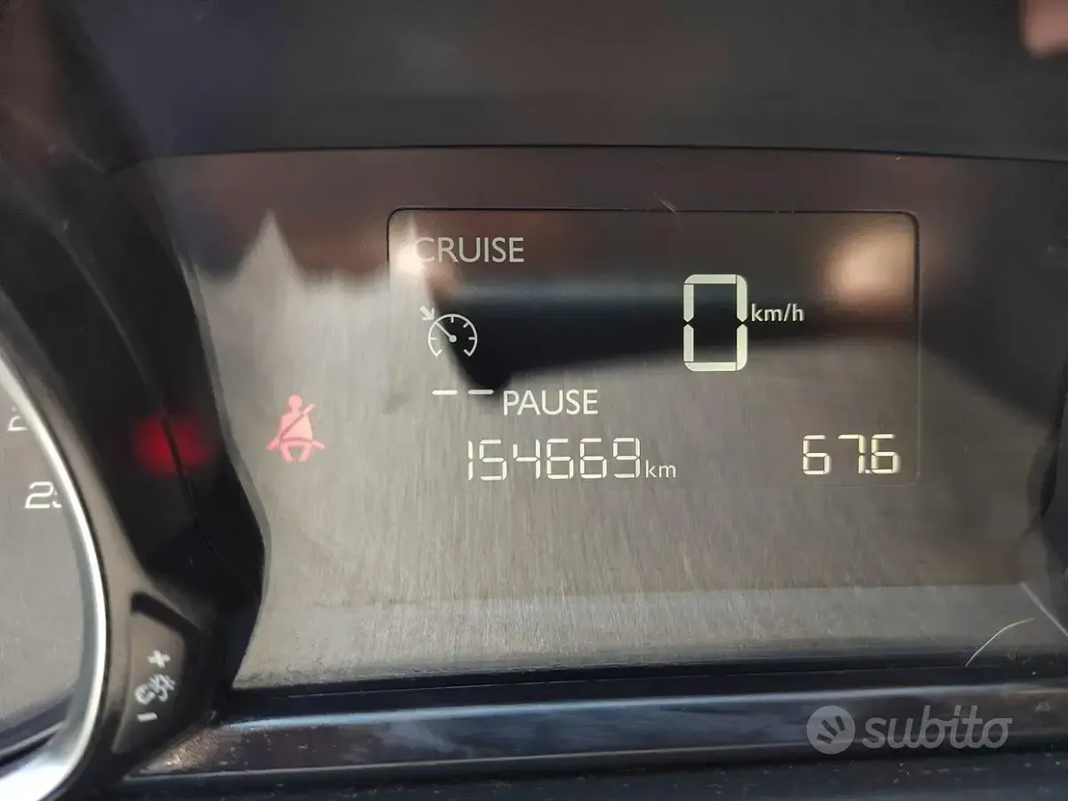 Usata Peugeot 308 Business-Line 116 CV (85 kW) 2014 Grigio Berlina