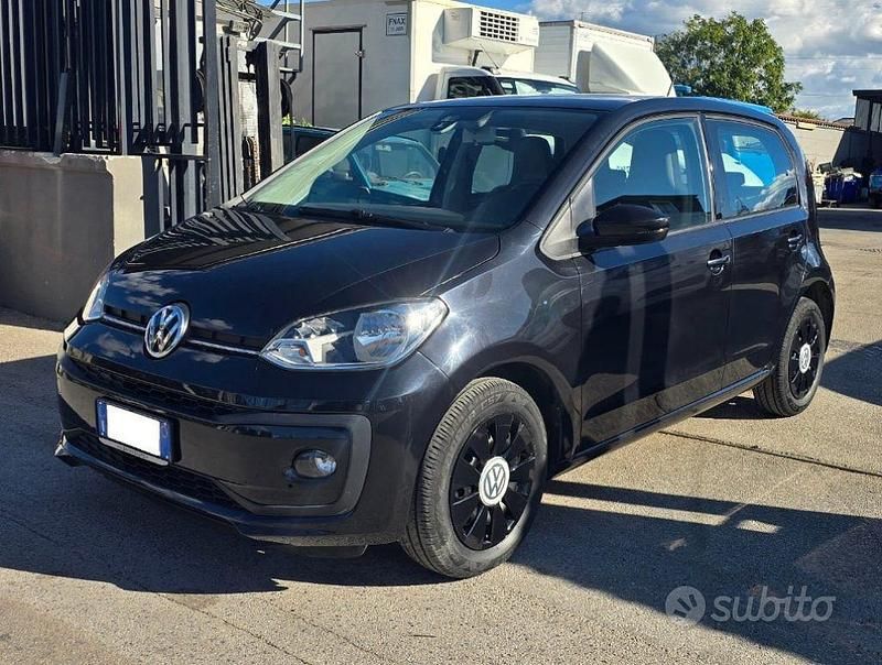 Usata VW up! Move 75 CV (55 kW) 2018 Nero Utilitaria