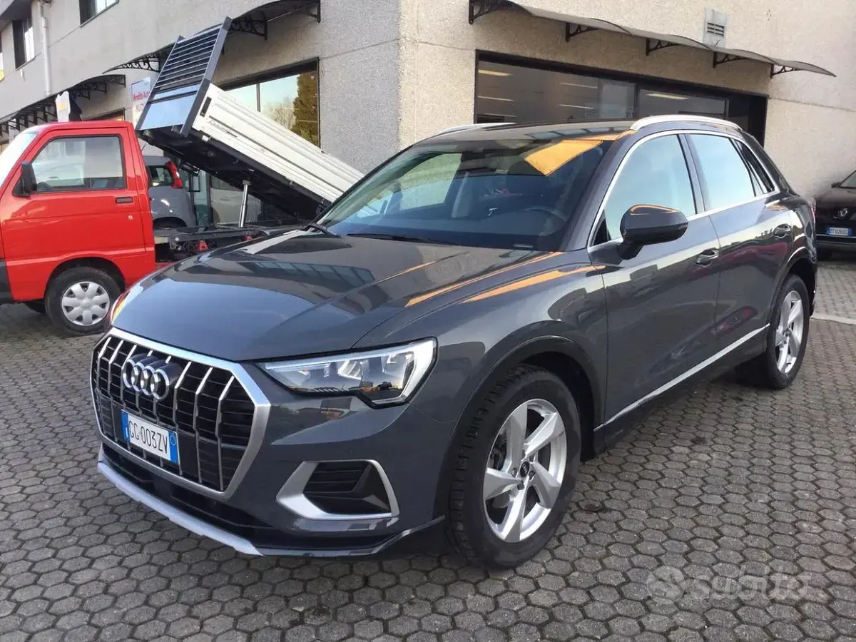 Usata Audi Q3 Advanced 150 CV (110 kW) 2021 Grigio SUV