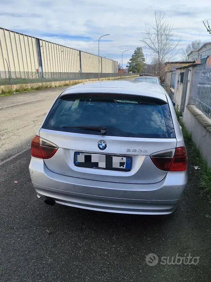 Usata BMW 320 177 CV (130 kW) 2008 Grigio Station wagon