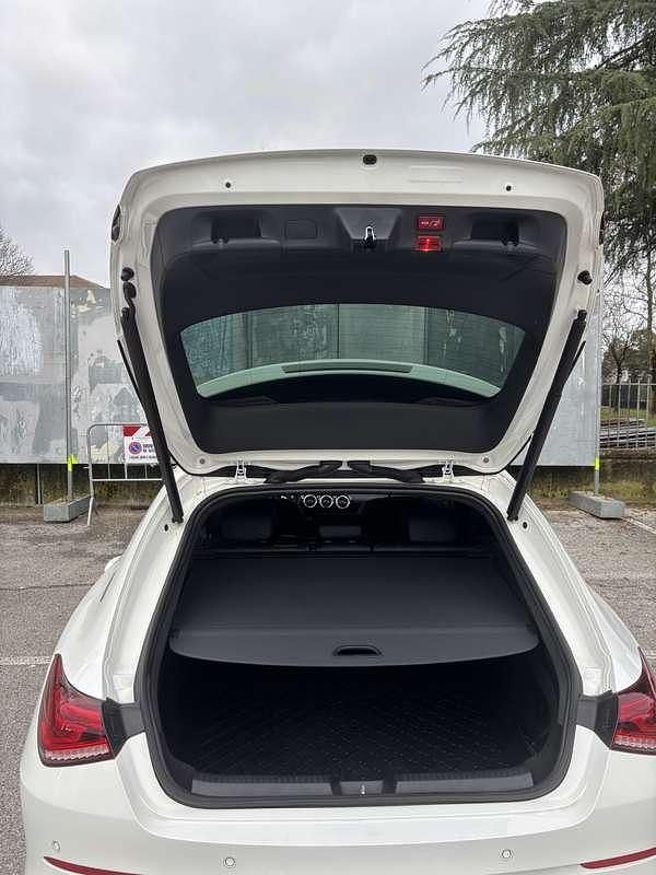 Usata Mercedes CLA200 Shooting Brake Premium 150 CV (110 kW) 2020 Station wagon