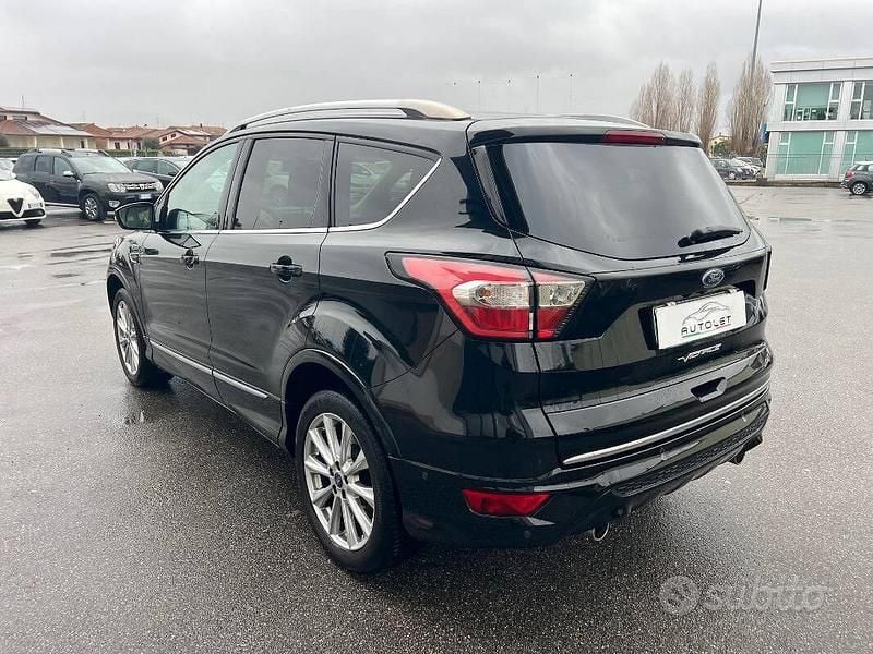 Usata Ford Kuga Vignale 150 CV (110 kW) 2018 Nero SUV