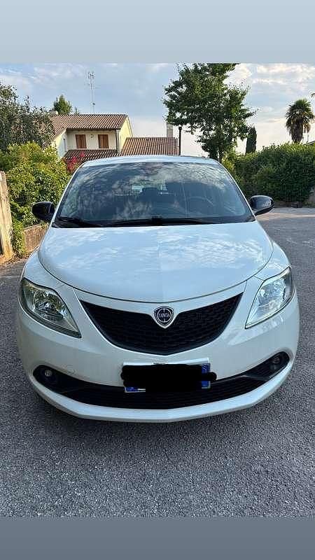 Usata 2018 Lancia Ypsilon Gold Due volumi | 7800 € (Ottimo prezzo) - Immagine 1/4