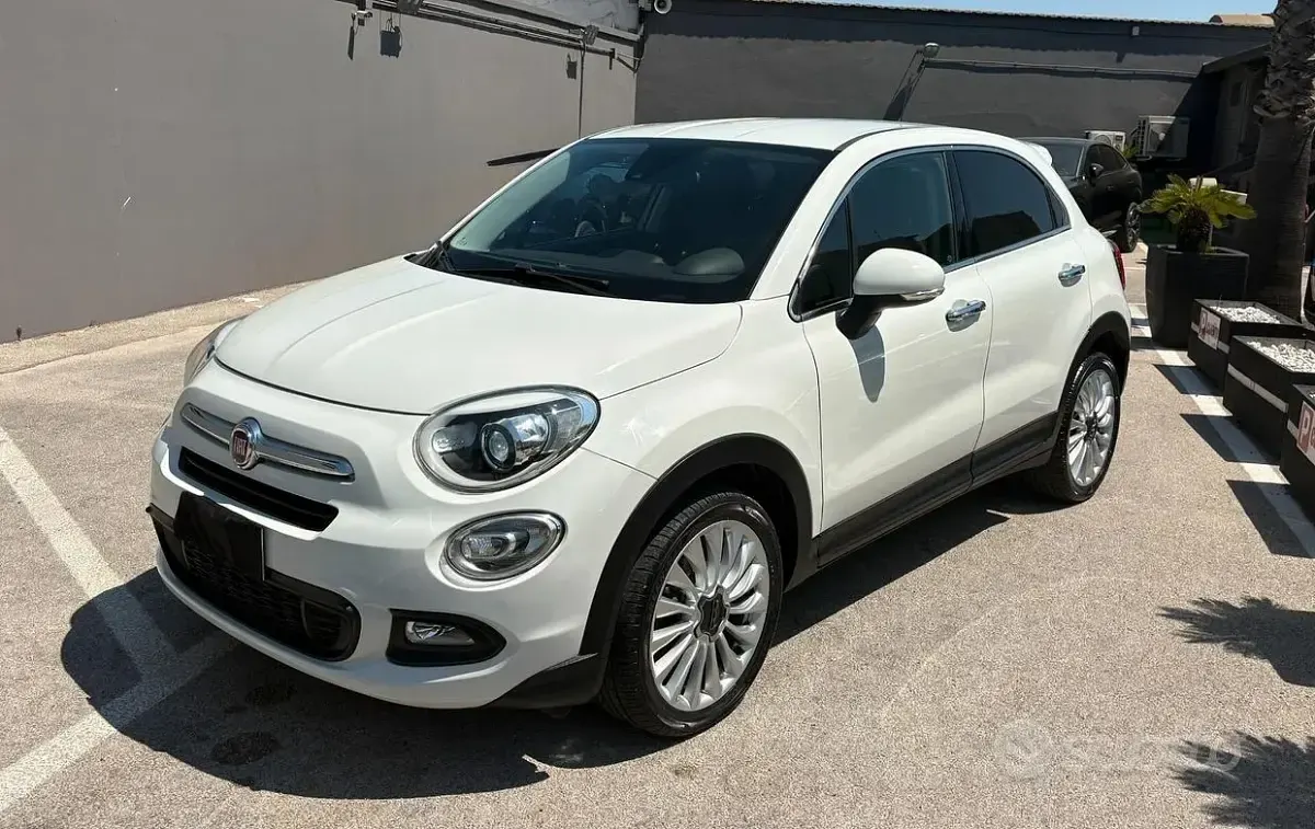 Usata Fiat 500X Lounge 120 CV (88 kW) 2017 Bianco SUV