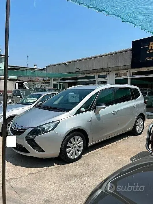 Usata Opel Zafira Tourer Cosmo 150 CV (110 kW) 2015 Grigio Monovolume