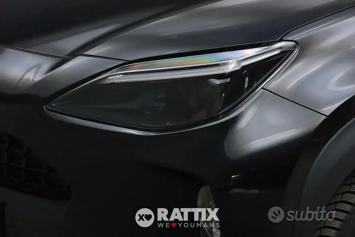 Usata Toyota Yaris Cross Active 92 CV (67 kW) 2025 Grigio SUV