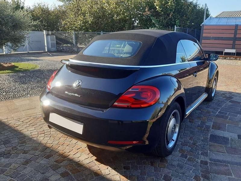 Usata VW Beetle Cabriolet Design 105 CV (77 kW) 2013 Cabrio