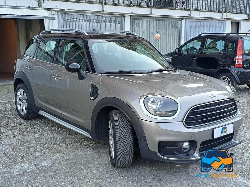 Usata Mini Cooper D Countryman Business 150 CV (110 kW) 2018 Grigio SUV