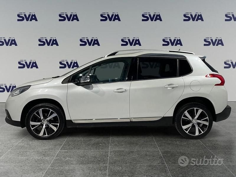 Usata Peugeot 2008 Allure 100 CV (73 kW) 2016 Bianco SUV