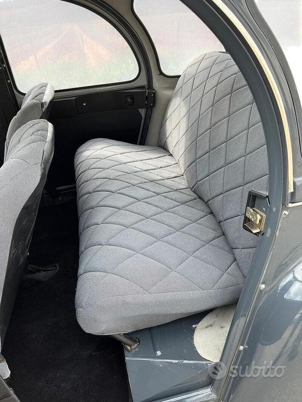 Usata Citroën 2CV Charleston 29 CV (21 kW) 1985 Rosso Berlina