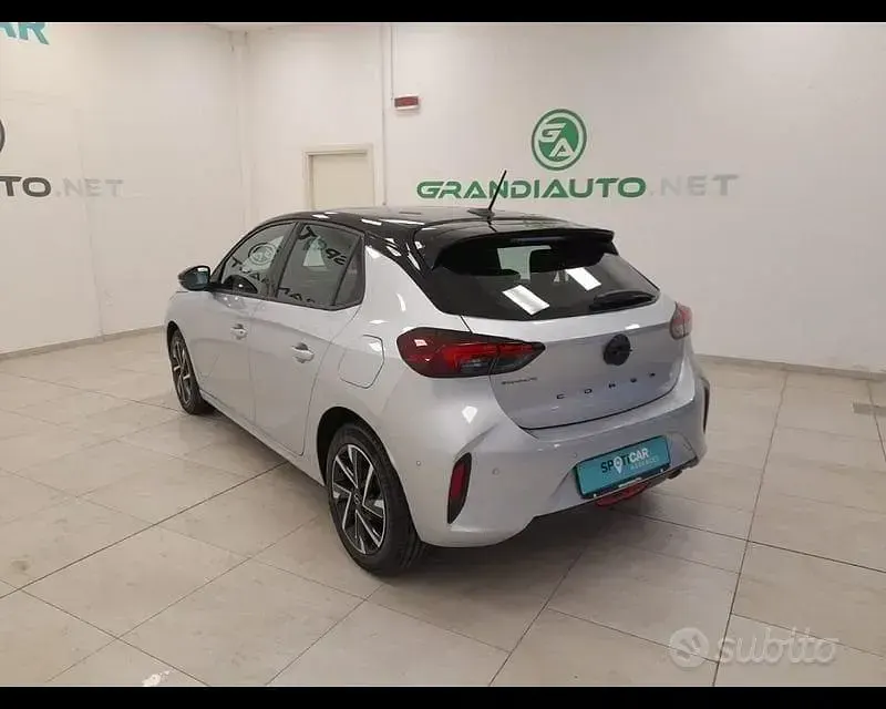 Usata Opel Corsa S 75 CV (55 kW) 2024 Grigio Utilitaria