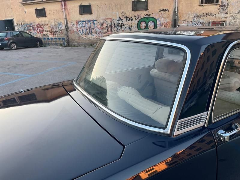 Usata Alfa Romeo 2000 133 CV (97 kW) 1972 Bianco Berlina