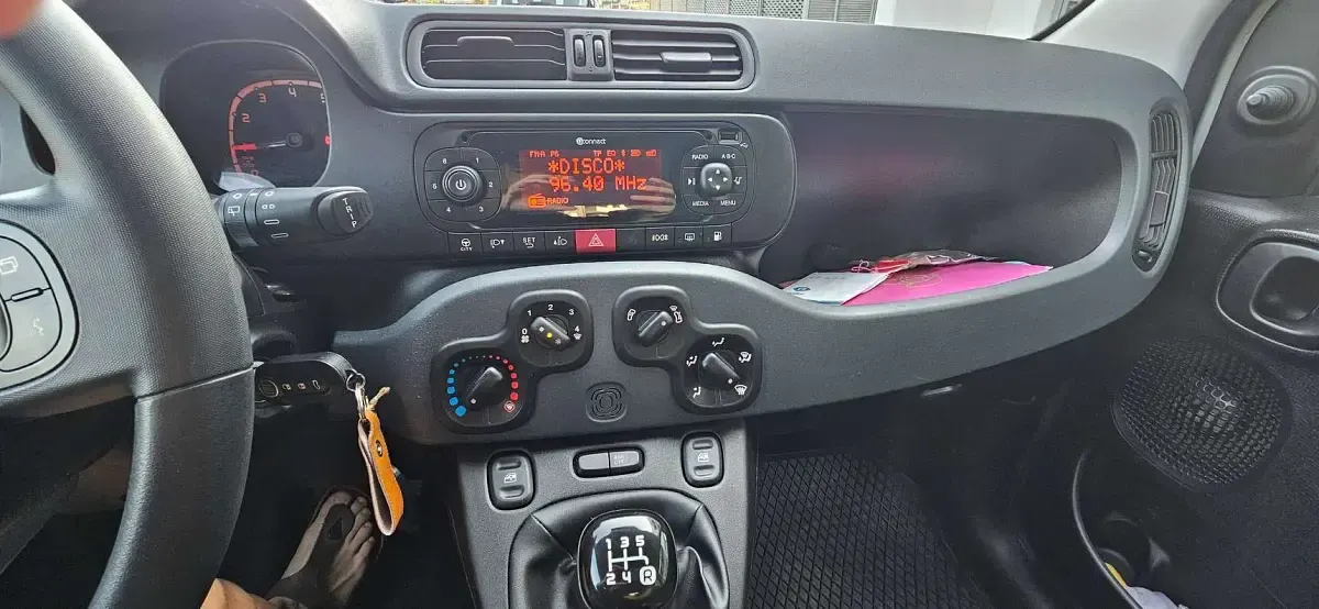 Usata Fiat Panda Lounge 69 CV (50 kW) 2019 Bianco Utilitaria