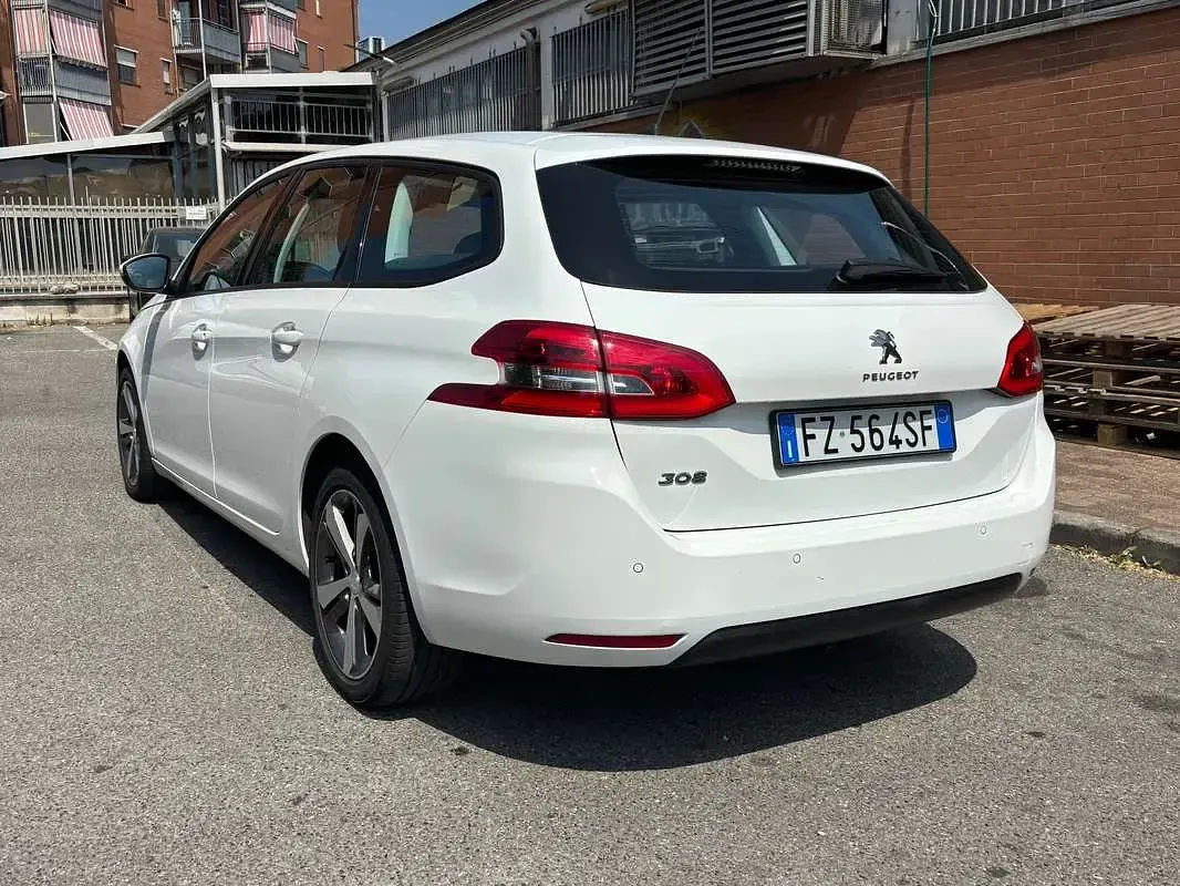 Usata Peugeot 308 Business-Line 131 CV (96 kW) 2019 Bianco Station wagon