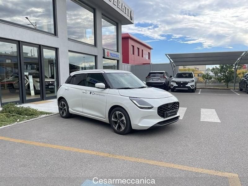 Usata Suzuki Swift 83 CV (61 kW) 2025 Bianco Utilitaria