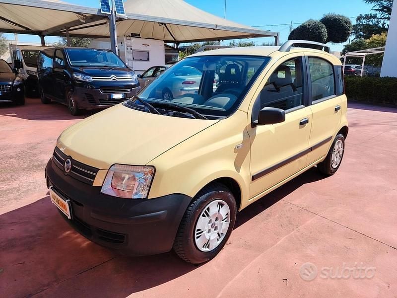 Usata Fiat Panda Dynamic 60 CV (44 kW) 2005 Giallo Utilitaria