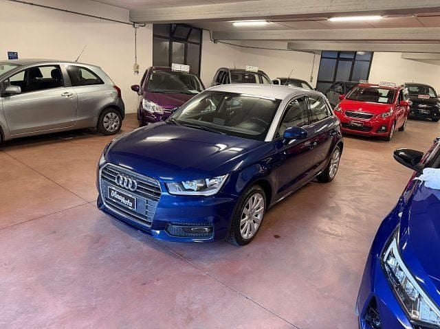 Usata Audi A1 Sportback Admired 90 CV (66 kW) 2016 Blu/azzurro Utilitaria