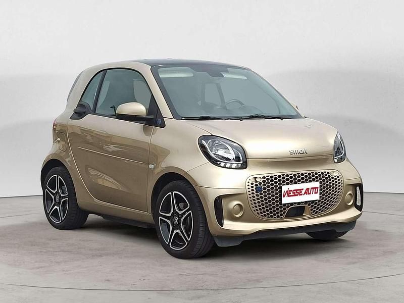 Usata Smart ForTwo Coupé Pulse 60 kW (82 CV) 2020 Beige Utilitaria