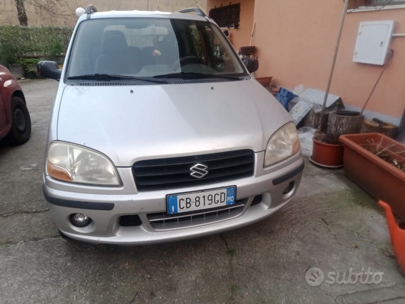 Usata Suzuki Ignis 83 CV (61 kW) 2002 Grigio Utilitaria