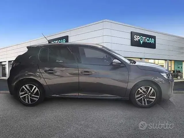 Usata Peugeot 208 Active 102 CV (75 kW) 2020 Grigio Utilitaria