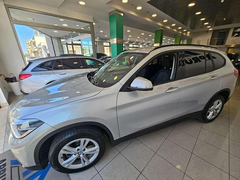 Usata BMW X1 150 CV (110 kW) 2017 Argento SUV