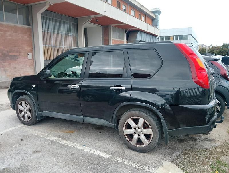 Usata Nissan X-Trail 170 CV (125 kW) 2009 Nero SUV