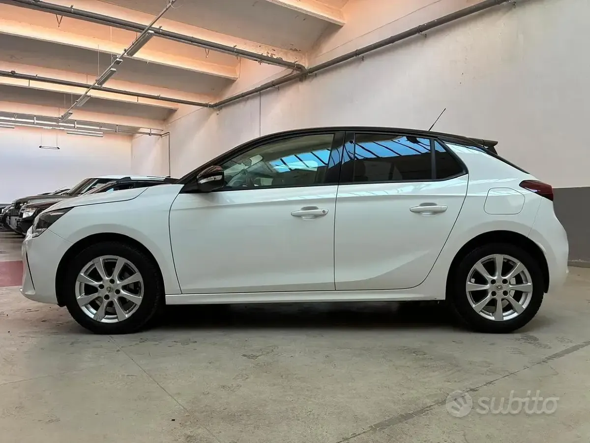Usata Opel Corsa Elegance 75 CV (55 kW) 2021 Bianco Utilitaria