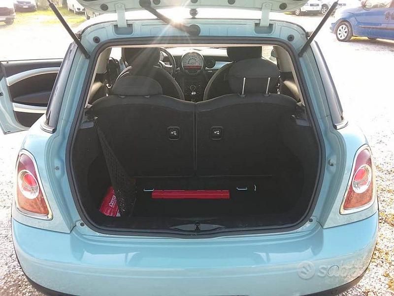 Occasion Mini Cooper D 111 ch (81 kW) 2012 Bleue Citadine
