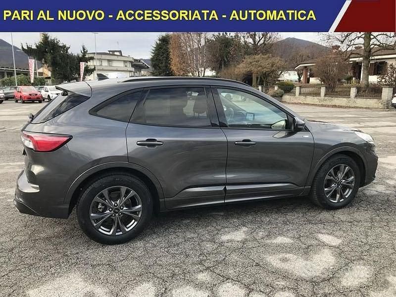 Usata Ford Kuga ST-Line 120 CV (88 kW) 2024 Grigio SUV