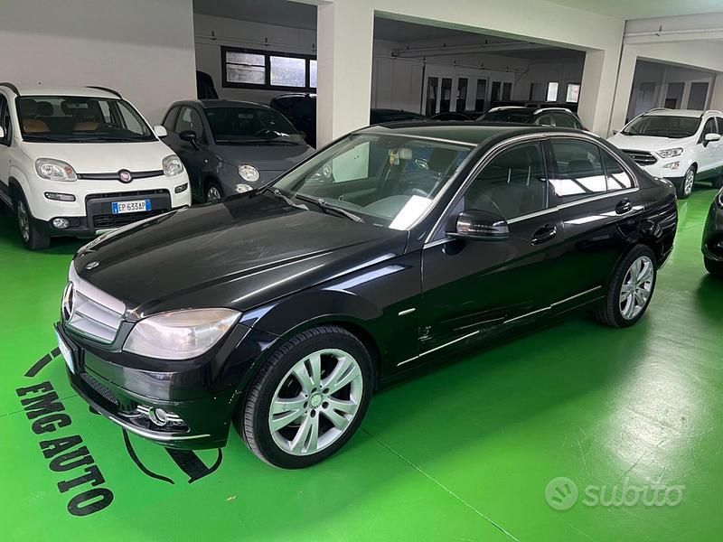 Usata Mercedes C320 224 CV (164 kW) 2009 Nero Berlina