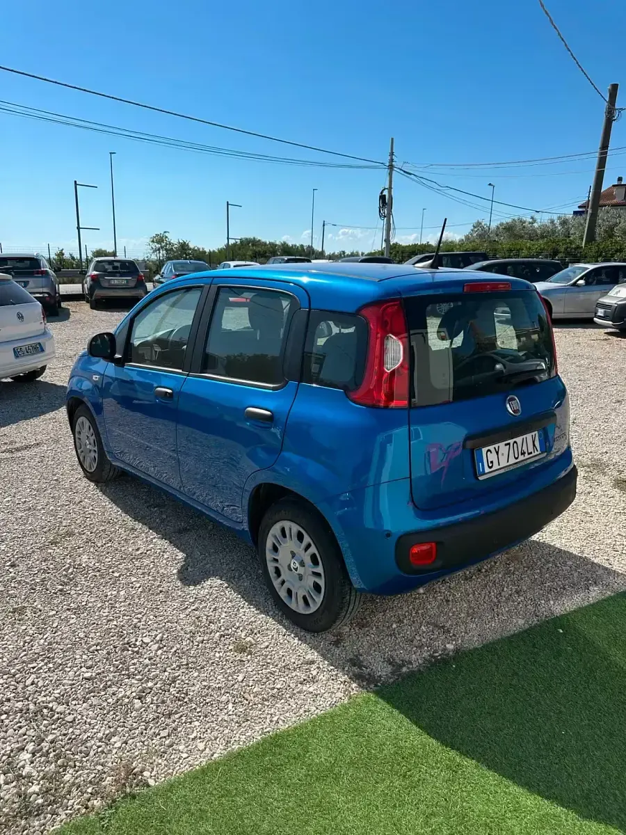 Usata Fiat Panda Cross Cross 69 CV (50 kW) 2025 Blu Utilitaria