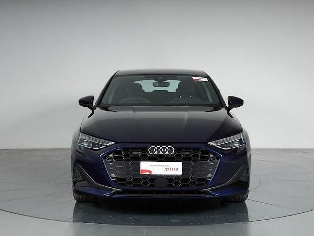 Usata Audi A3 Advanced 204 CV (150 kW) 2025 Blu navarra metallizzato Berlina
