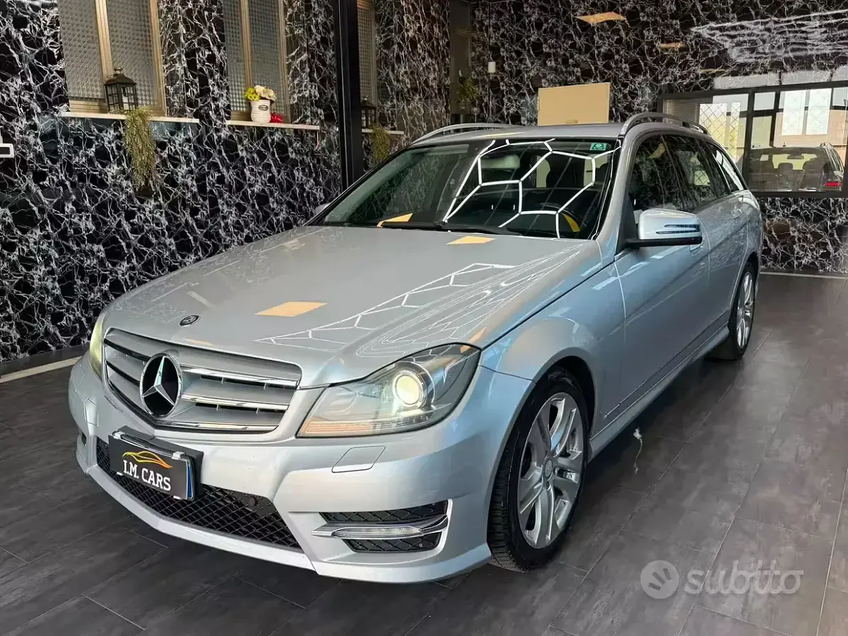 Usata Mercedes C220 Avantgarde 170 CV (125 kW) 2012 Grigio Station wagon