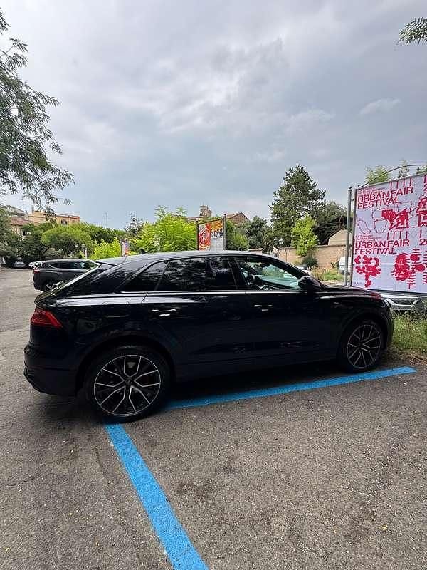 Usata Audi Q8 Sport 286 CV (210 kW) 2021 Nero SUV