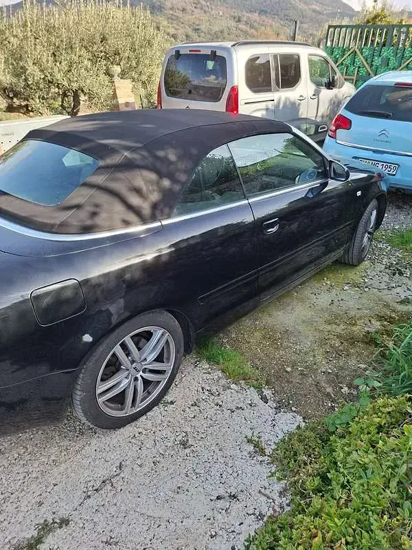 Usata Audi Cabriolet 174 CV (127 kW) 2006 Nero Cabrio