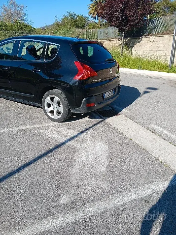 Usata Peugeot 3008 109 CV (80 kW) 2009 Nero Station wagon