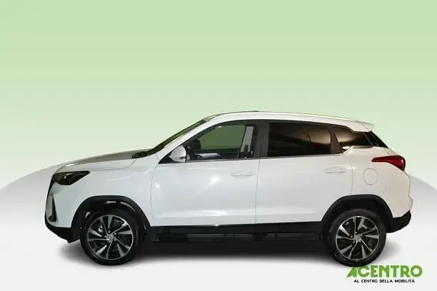 Usata EVO Evo 5 127 CV (93 kW) 2025 Bianco SUV