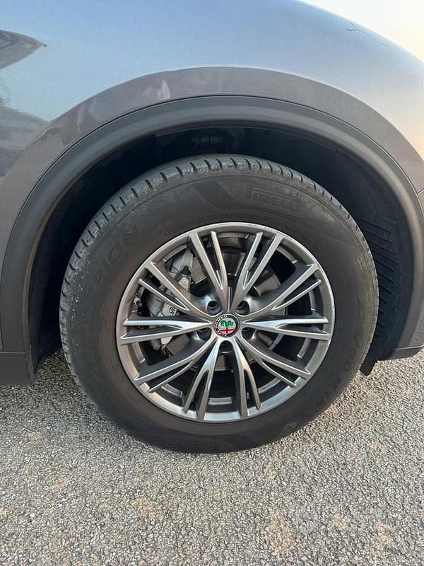 Usata Alfa Romeo Stelvio 190 CV (139 kW) 2018 Grigio SUV