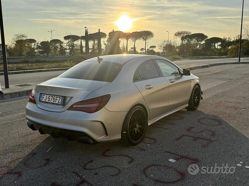 Usata Mercedes CLA250 218 CV (160 kW) 2017 Grigio Berlina
