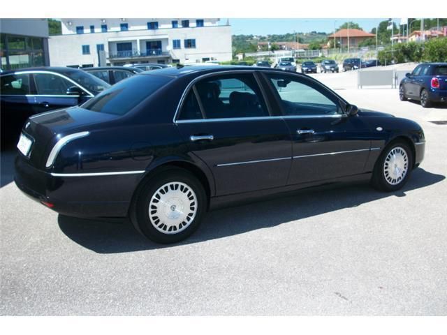 lancia thesis 2.4 jtd emblema test lancia thesis 2.4 jtd emblema test
