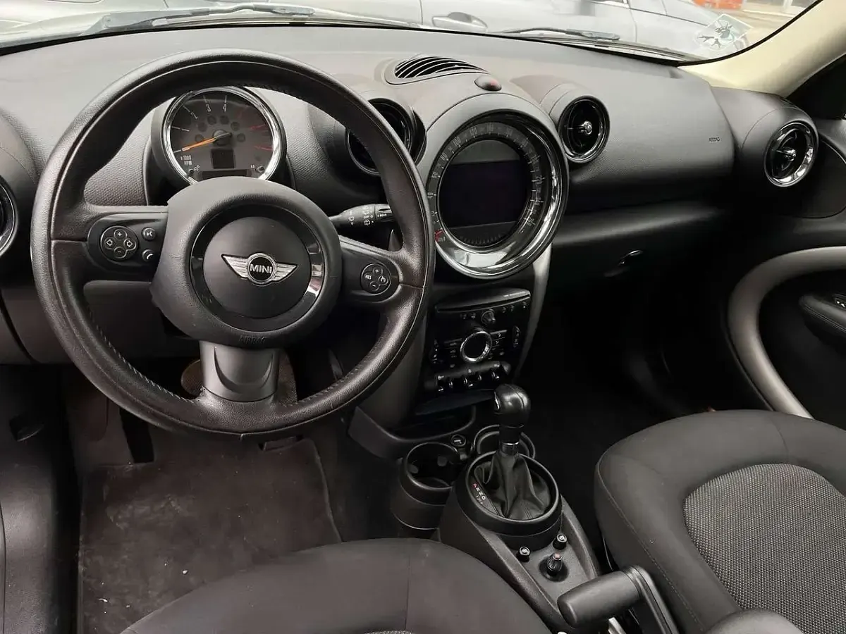 Usata Mini Cooper D Countryman Business 111 CV (81 kW) 2016 Verde SUV