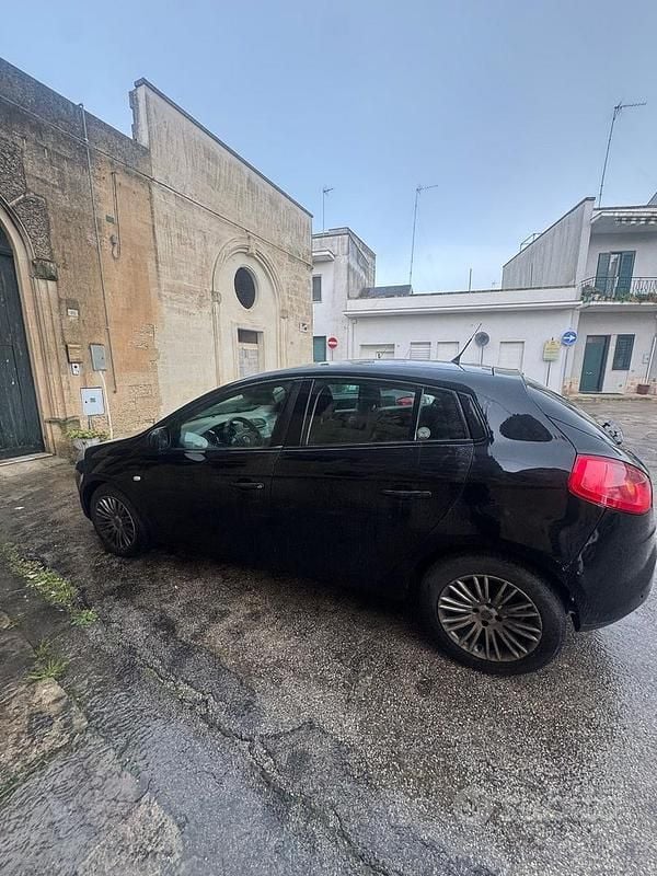 Usata Fiat Bravo 120 CV (88 kW) 2010 Nero Utilitaria