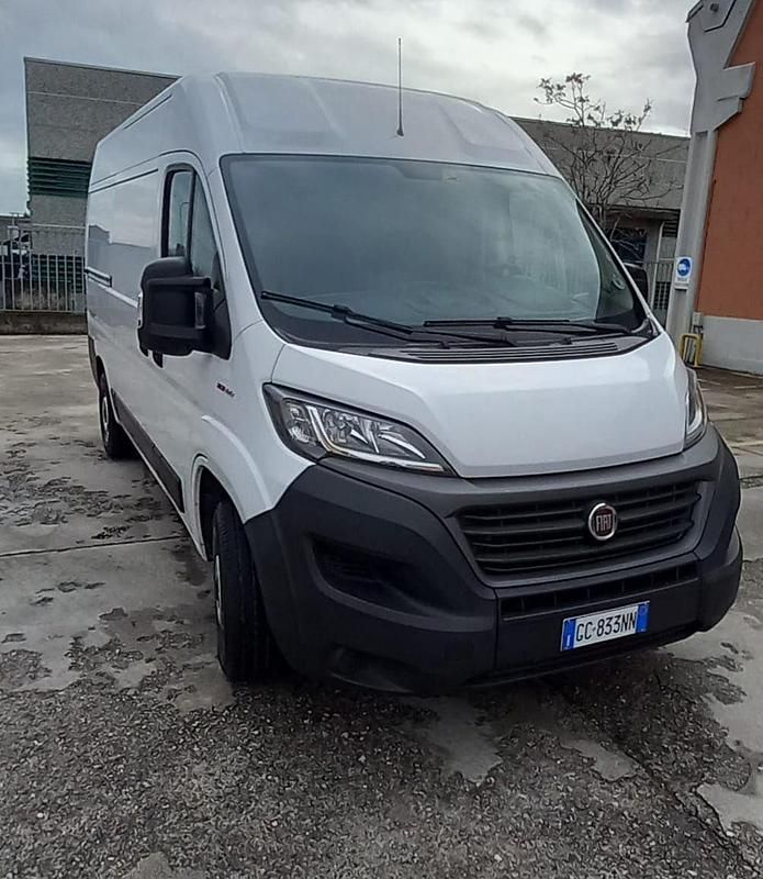 Usata Fiat Ducato 33 120 CV (88 kW) 2020 Bianco Furgone
