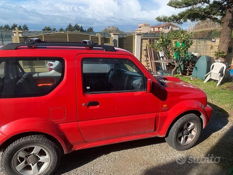 Usata Suzuki Jimny 2008 Rosso SUV